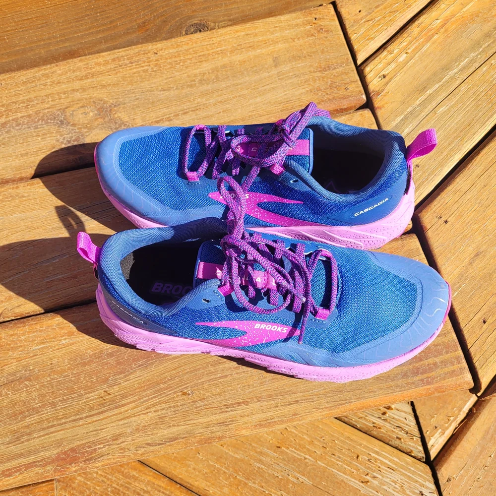 Brooks Cascadia 17 Running Shoes - Picture 4 of 5